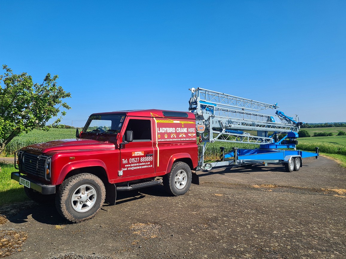 Self Tow Trailer Crane